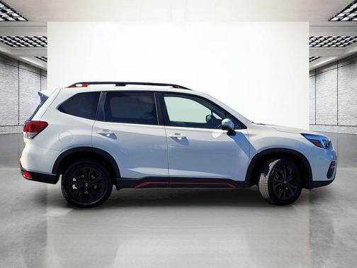 Crystal White Pearl 2020 Subaru Forester Sport