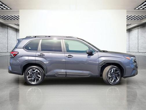 Magnetite Gray Metallic 2026 Subaru Forester Limited