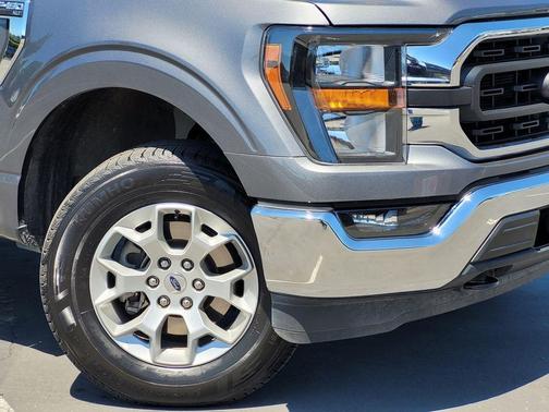 CARBONIZED GRAY METALLIC 2023 Ford F-150 XLT