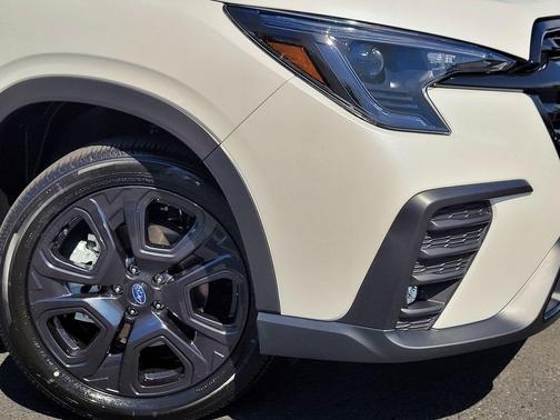 2025 Subaru Ascent Onyx Edition Touring 7-Passenger