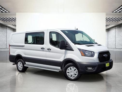 OXFORD WHITE 2024 Ford Transit-250 Base