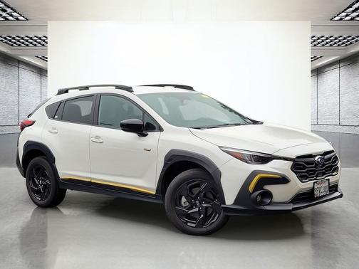 Crystal White Pearl 2024 Subaru Crosstrek Sport