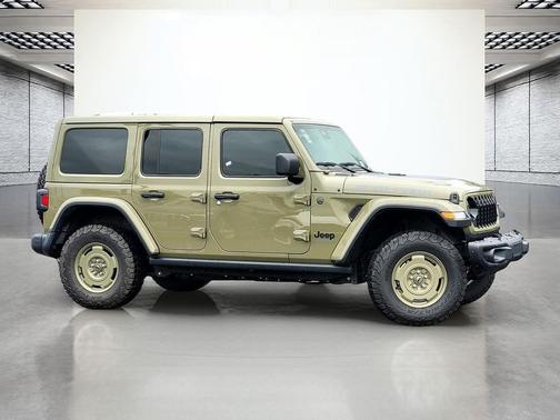 2025 Jeep Wrangler 4xe Willys