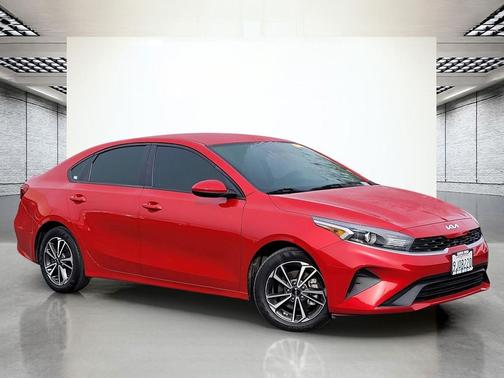 2022 Kia Forte LXS