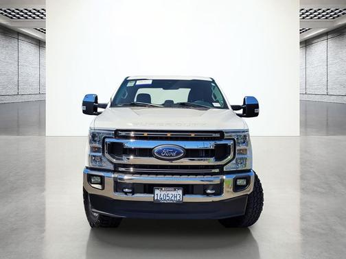 Oxford White 2022 Ford F-250 XLT