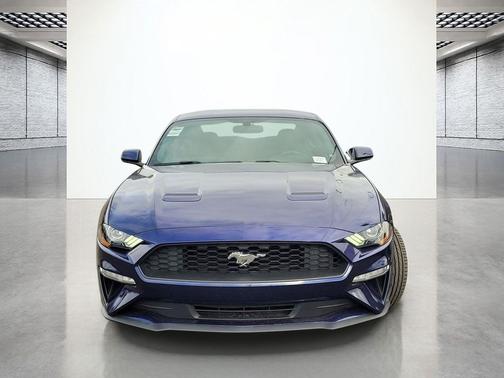 2020 Ford Mustang EcoBoost