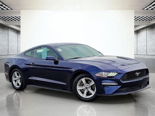 2020 Ford Mustang EcoBoost