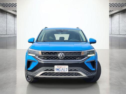 Dusk Blue Metallic 2022 Volkswagen Taos 1.5T SE