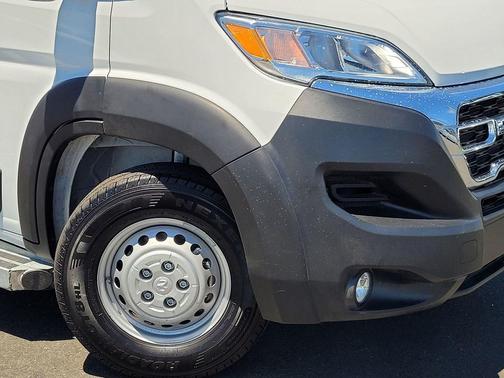 Bright White Clearcoat 2025 RAM ProMaster 2500 Tradesman