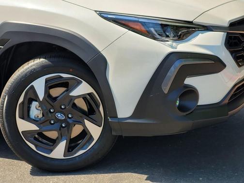 Crystal White Pearl 2026 Subaru Crosstrek Limited