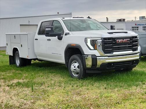 2025 GMC Sierra 3500 Base