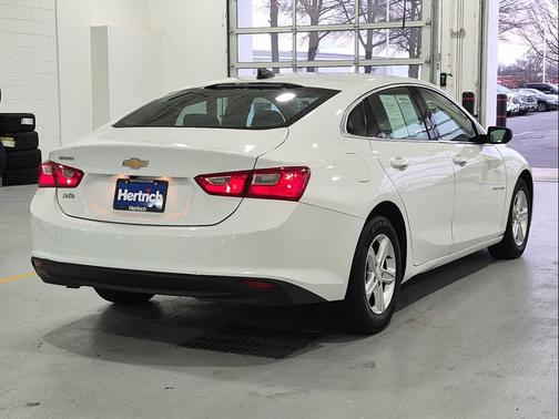 2023 Chevrolet Malibu 1LS