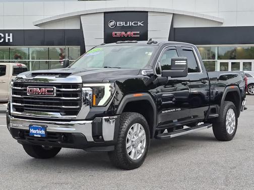 Onyx Black 2024 GMC Sierra 2500 SLE
