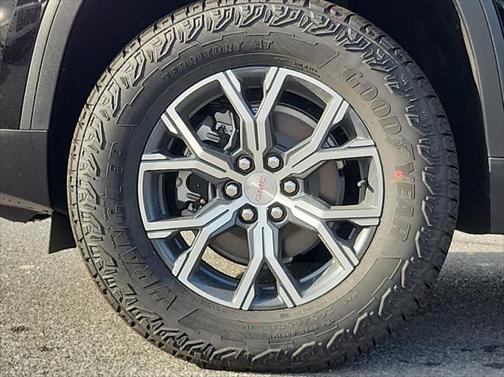 2025 GMC Acadia AWD AT4