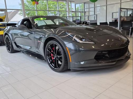 Watkins Glen Gray Metallic 2019 Chevrolet Corvette Grand Sport