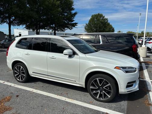 2023 Volvo XC90 B6 Plus 7-Seater