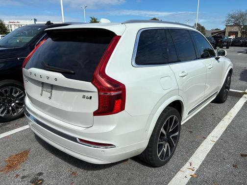 2023 Volvo XC90 B6 Plus 7-Seater