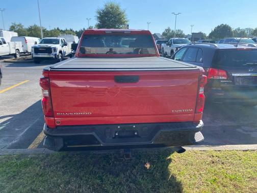 2024 Chevrolet Silverado 2500 Custom