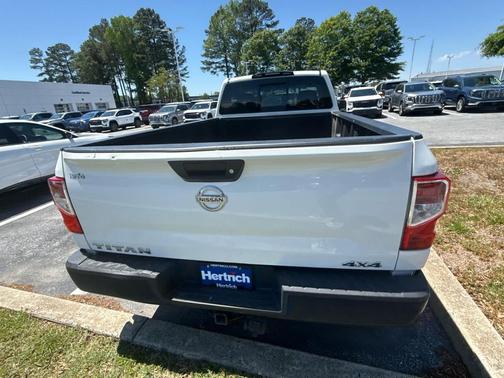 Glacier White 2017 Nissan Titan S