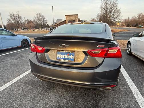 2021 Chevrolet Malibu FWD RS