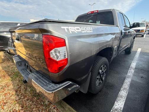 2014 Toyota Tundra SR