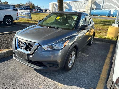 2020 Nissan Kicks S