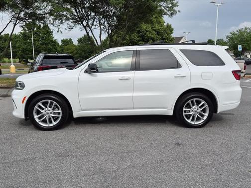 White Knuckle Clearcoat 2024 Dodge Durango GT Plus