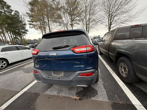 Patriot Blue Pearlcoat 2018 Jeep Cherokee Limited
