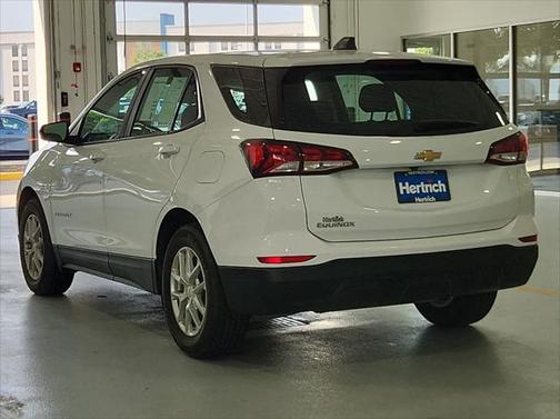 2022 Chevrolet Equinox LS