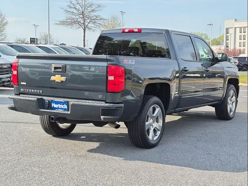 2017 Chevrolet Silverado 1500 2LT