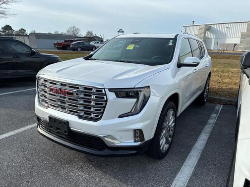 2025 GMC Acadia Denali