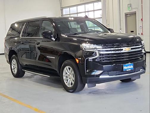 2024 Chevrolet Suburban LT