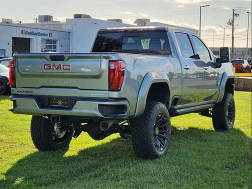 2025 GMC Sierra 2500 Denali