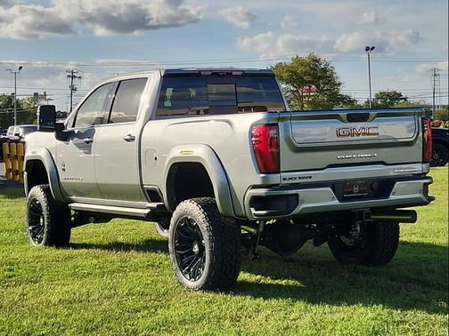 2025 GMC Sierra 2500 Denali