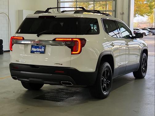 2021 GMC Acadia AWD AT4