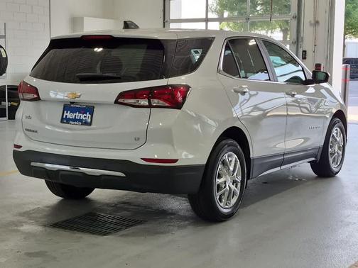 Summit White 2022 Chevrolet Equinox 1LT