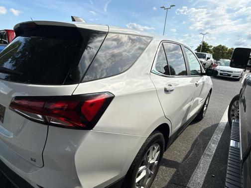 Summit White 2022 Chevrolet Equinox 1LT