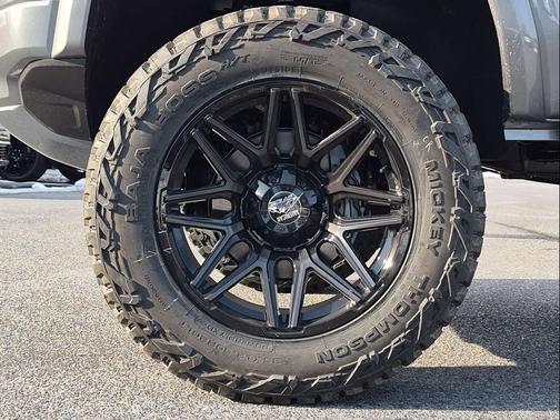 Sterling Metallic 2026 GMC Canyon AT4