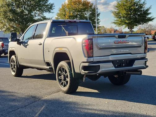 2026 GMC Sierra 2500 AT4