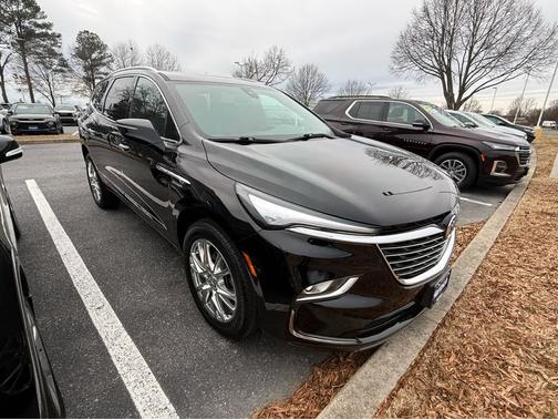 2023 Buick Enclave Essence AWD
