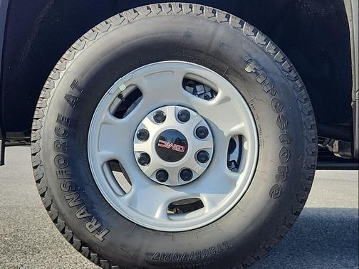 2025 GMC Sierra 2500 Base