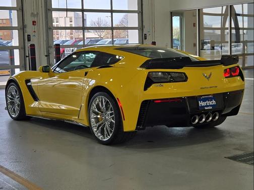 Corvette Racing Yellow Tintcoat 2016 Chevrolet Corvette Z06