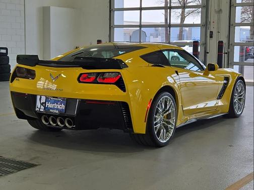 Corvette Racing Yellow Tintcoat 2016 Chevrolet Corvette Z06