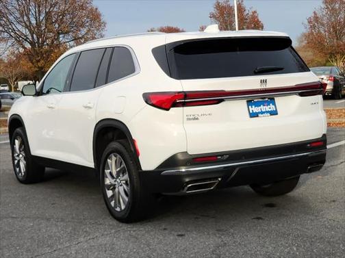 2025 Buick Enclave Preferred FWD