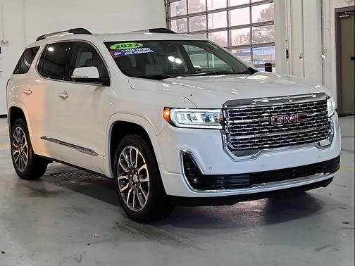 2022 GMC Acadia Denali