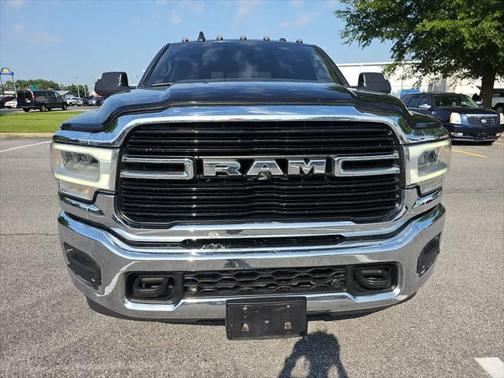 2019 RAM 2500 Big Horn Crew Cab 4x4 6'4' Box