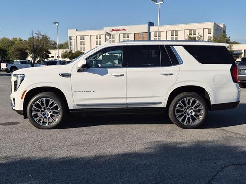 Summit White 2026 GMC Yukon Denali