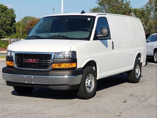 2025 GMC Savana 2500 Work Van