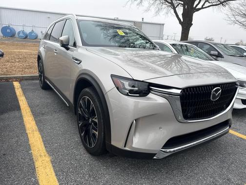2024 Mazda CX-90 PHEV Premium Plus