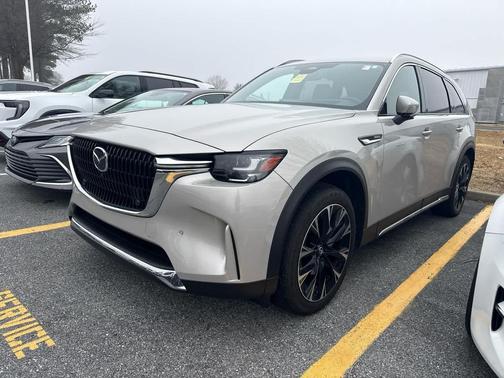 2024 Mazda CX-90 PHEV Premium Plus